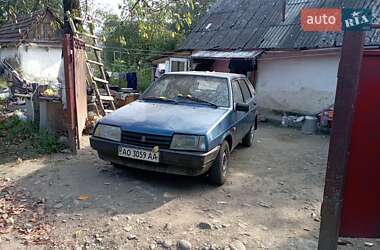 Хэтчбек ВАЗ 2109 1988 в 