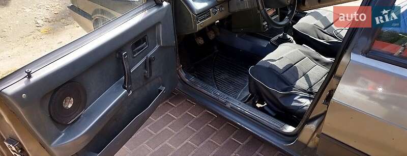 Хетчбек ВАЗ / Lada 2109 1990 в Харкові фото 7 Хетчбек ВАЗ / Lada 2109 1990 в Харкові