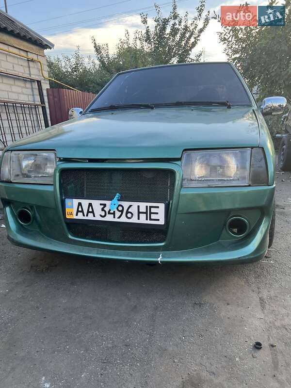 Хэтчбек ВАЗ / Lada 2109 2008 в Обухове