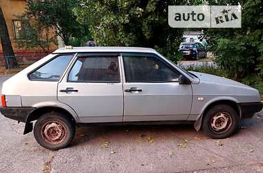 Хэтчбек ВАЗ / Lada 2109 1992 в Днепре