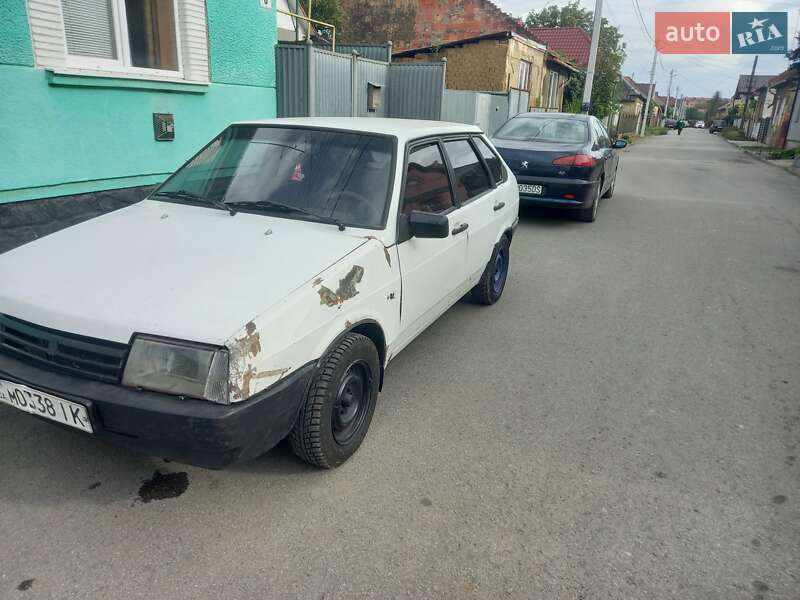 Хетчбек ВАЗ / Lada 2109 1989 в Ужгороді