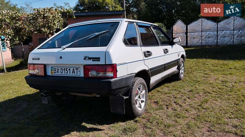 Хэтчбек ВАЗ / Lada 2109 1989 в Сокирянах