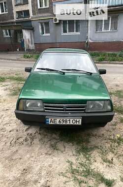 Хэтчбек ВАЗ / Lada 2109 2001 в Каменском