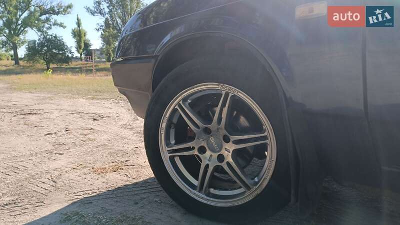 Хэтчбек ВАЗ / Lada 2109 2004 в Кременчуге