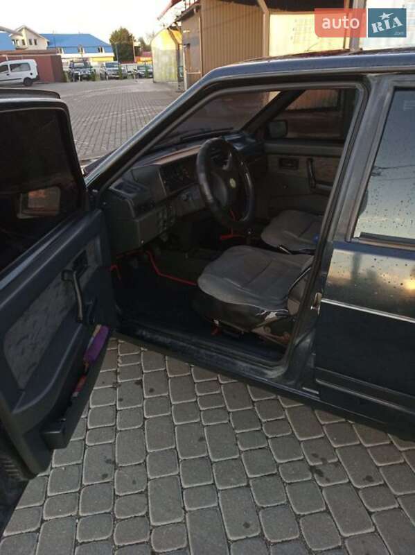 Хэтчбек ВАЗ / Lada 2109 2003 в Надворной фото 9 Хэтчбек ВАЗ / Lada 2109 2003 в Надворной