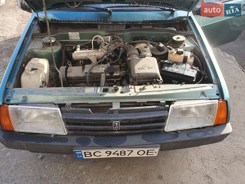 Хэтчбек ВАЗ / Lada 2109 2006 в Львове фото 13 Хэтчбек ВАЗ / Lada 2109 2006 в Львове