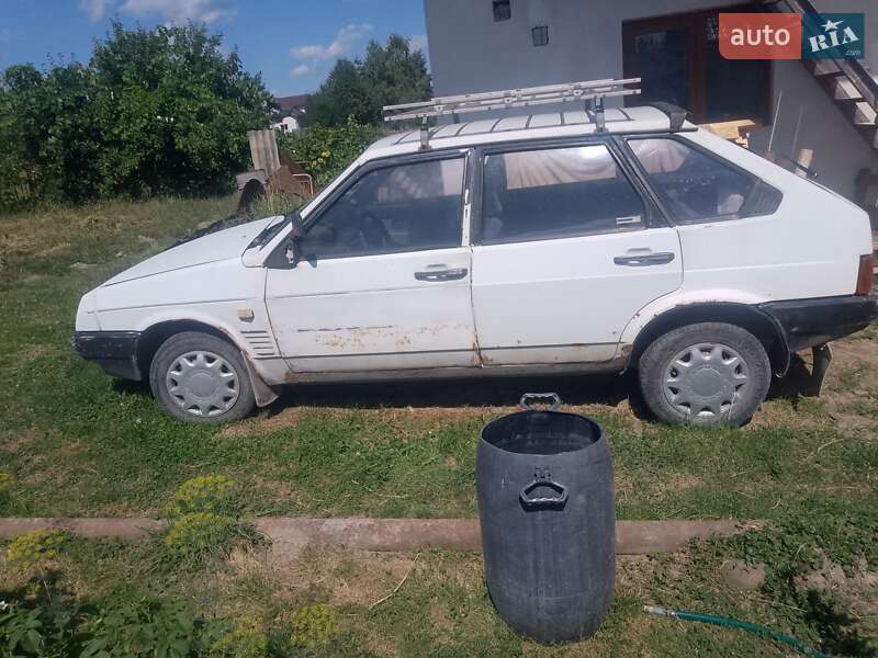 Хэтчбек ВАЗ / Lada 2109 1991 в Ивано-Франковске