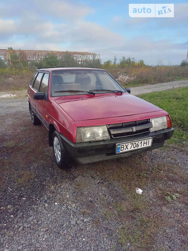 Хэтчбек ВАЗ / Lada 2109 1990 в Хмельницком