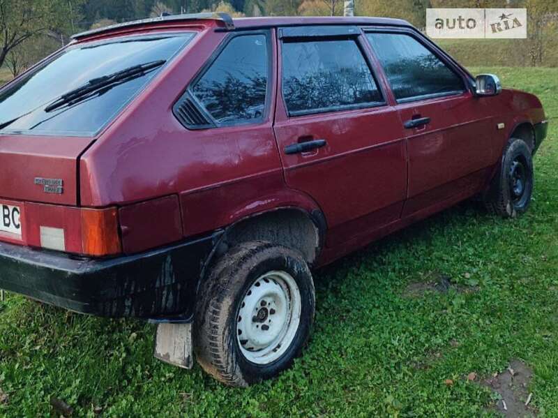 Хэтчбек ВАЗ / Lada 2109 1990 в Путиле