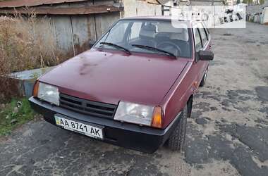 Хэтчбек ВАЗ / Lada 2109 2004 в Киеве