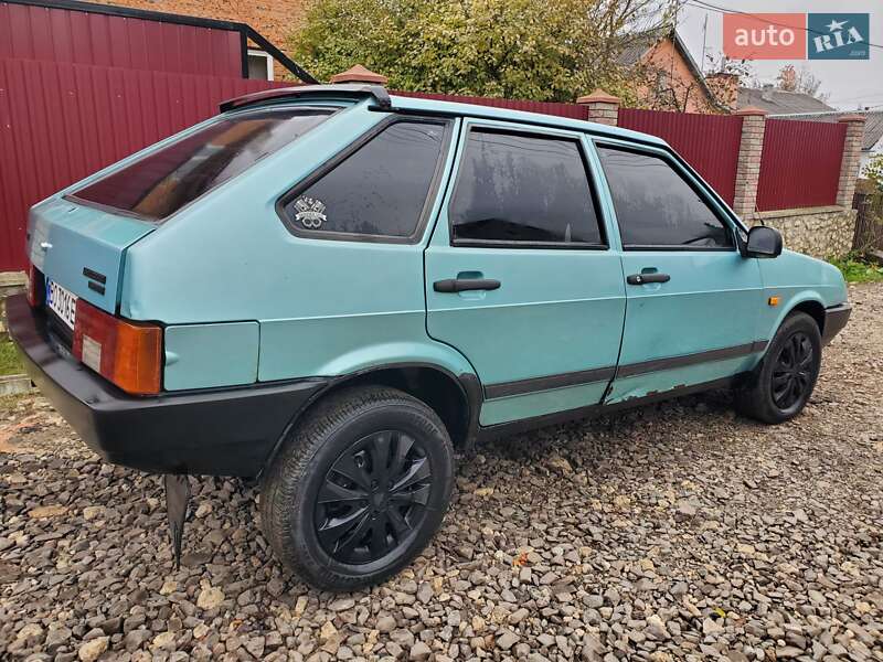 Хэтчбек ВАЗ / Lada 2109 1997 в Зборове фото 3 Хэтчбек ВАЗ / Lada 2109 1997 в Зборове
