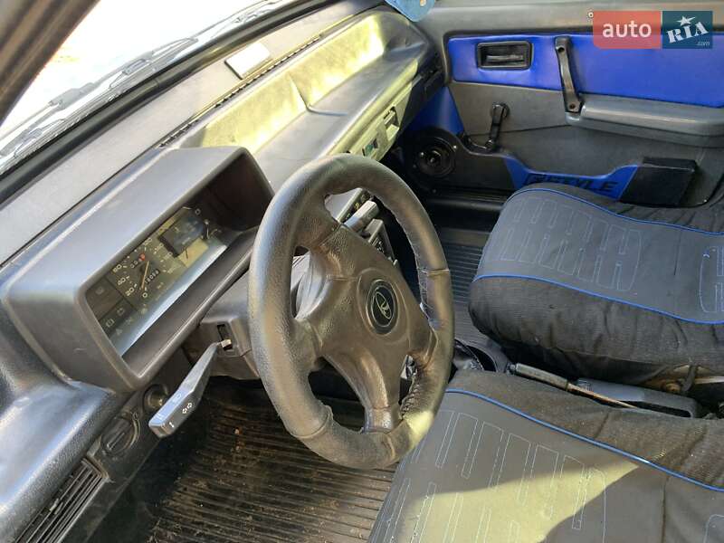 Хэтчбек ВАЗ / Lada 2109 1991 в Липовой Долине