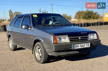 Хэтчбек ВАЗ / Lada 2109 2007 в 