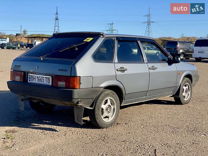 Хэтчбек ВАЗ / Lada 2109 2007 в Одессе