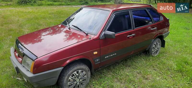 Хетчбек ВАЗ / Lada 2109 1990 в Рівному