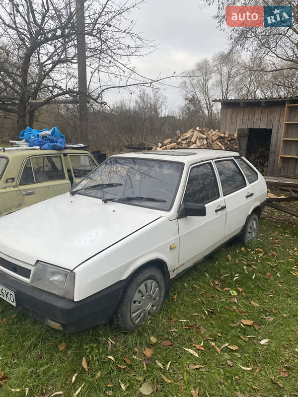Хэтчбек ВАЗ / Lada 2109 1992 в Львове