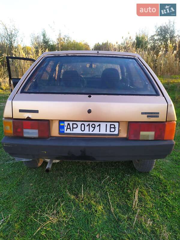 Хэтчбек ВАЗ / Lada 2109 1994 в Запорожье фото 4 Хэтчбек ВАЗ / Lada 2109 1994 в Запорожье