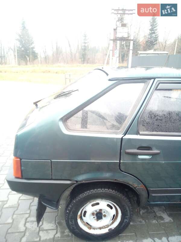 Хэтчбек ВАЗ / Lada 2109 2004 в Трускавце фото 14 Хэтчбек ВАЗ / Lada 2109 2004 в Трускавце