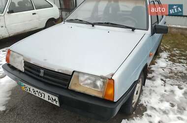 Хэтчбек ВАЗ / Lada 2109 2004 в Изяславе