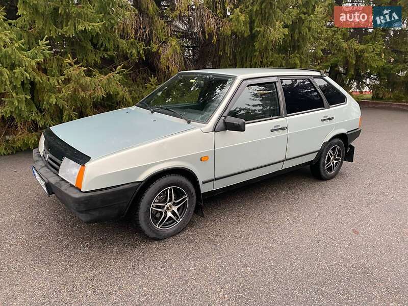 Хетчбек ВАЗ / Lada 2109 2002 в Білій Церкві