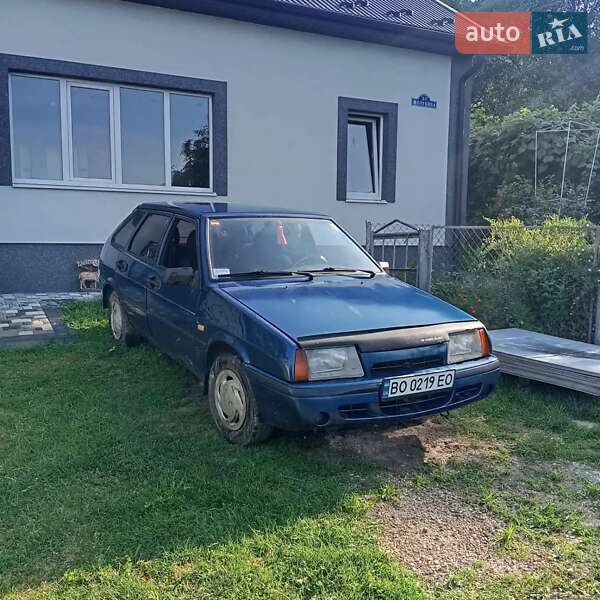 Хэтчбек ВАЗ / Lada 2109 1998 в Зборове