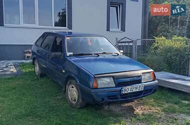 Хэтчбек ВАЗ / Lada 2109 1998 в Зборове