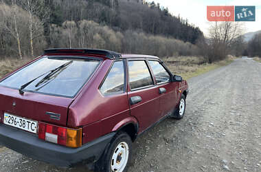 Хэтчбек ВАЗ / Lada 2109 2001 в Сколе