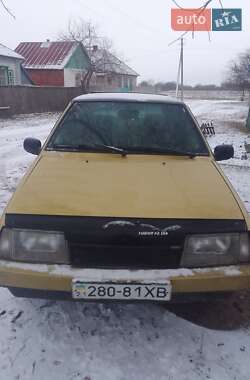 Хетчбек ВАЗ / Lada 2109 1988 в Ізюмі