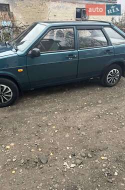 Хетчбек ВАЗ / Lada 2109 2004 в Кам'янці-Бузькій