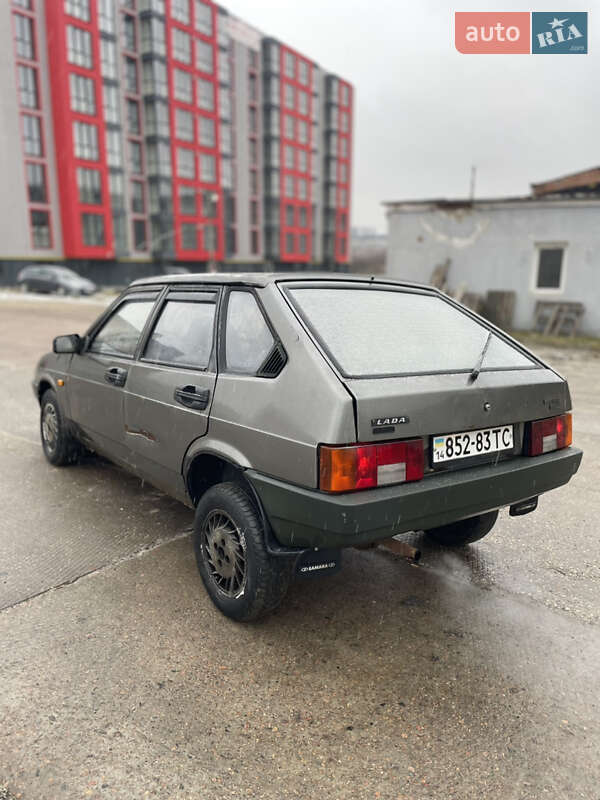 Хетчбек ВАЗ / Lada 2109 1991 в Винниках