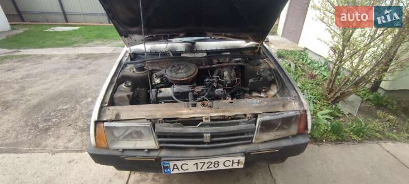 Хэтчбек ВАЗ / Lada 2109 1992 в Владимире фото 3 Хэтчбек ВАЗ / Lada 2109 1992 в Владимире