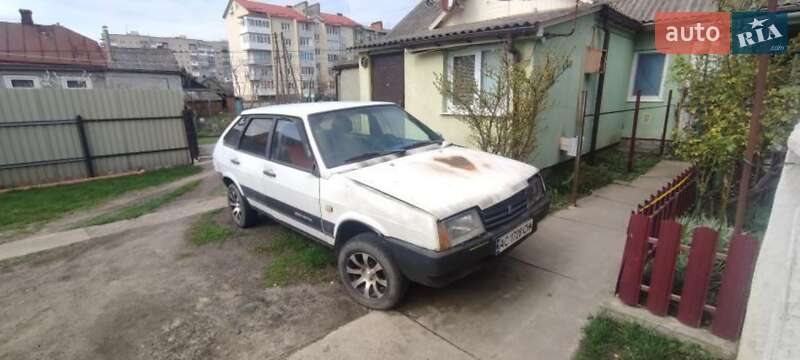 Хетчбек ВАЗ / Lada 2109 1992 в Володимирі