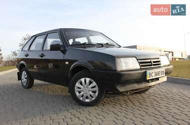 Хэтчбек ВАЗ 2109 1997 в  фото 10 Хэтчбек ВАЗ 2109 1997 в