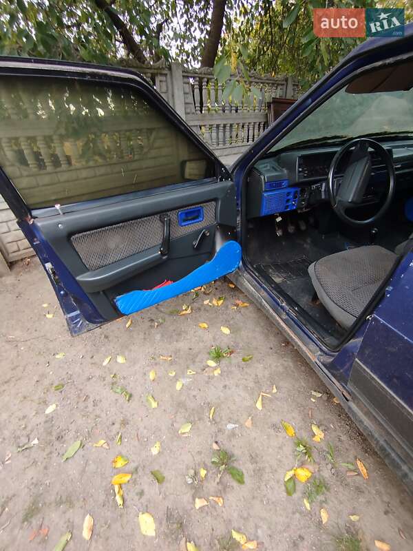 Хэтчбек ВАЗ / Lada 2109 2003 в Ракитном