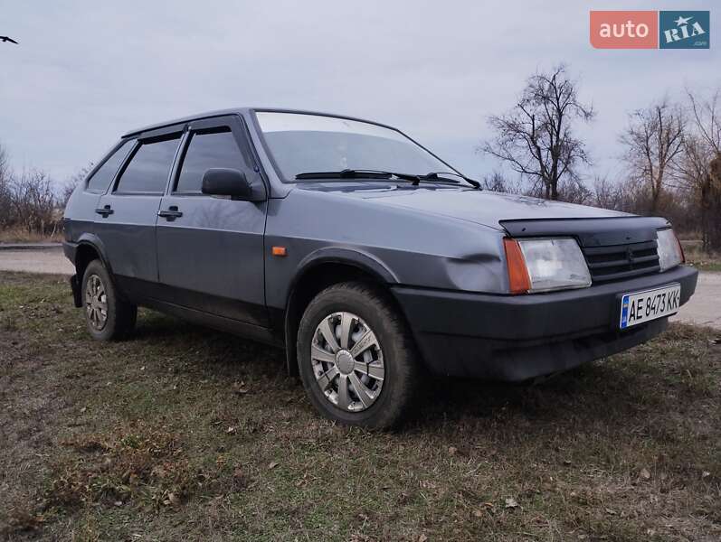 Хетчбек ВАЗ / Lada 2109 2006 в Кривому Розі фото 4 Хетчбек ВАЗ / Lada 2109 2006 в Кривому Розі
