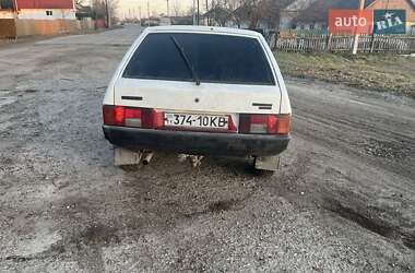 Хэтчбек ВАЗ / Lada 2109 1999 в Славуте