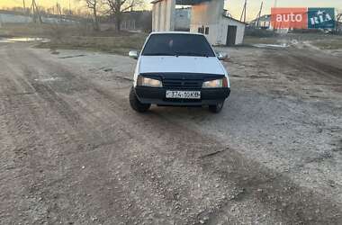 Хэтчбек ВАЗ / Lada 2109 1999 в Славуте