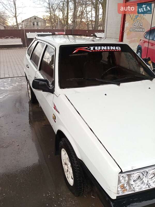 Хетчбек ВАЗ / Lada 2109 1990 в Глибокій