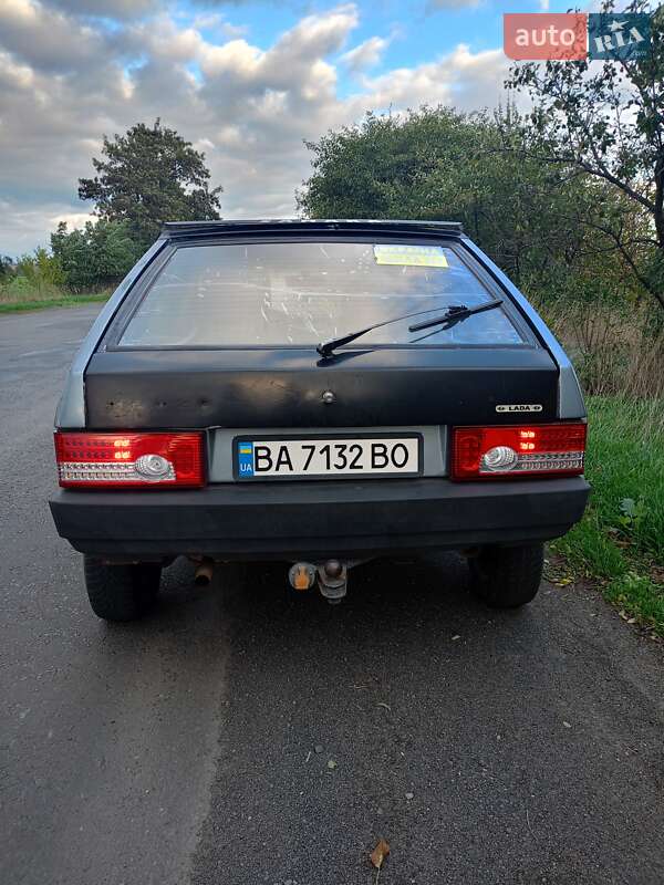 Хэтчбек ВАЗ / Lada 2109 1991 в Гайвороне