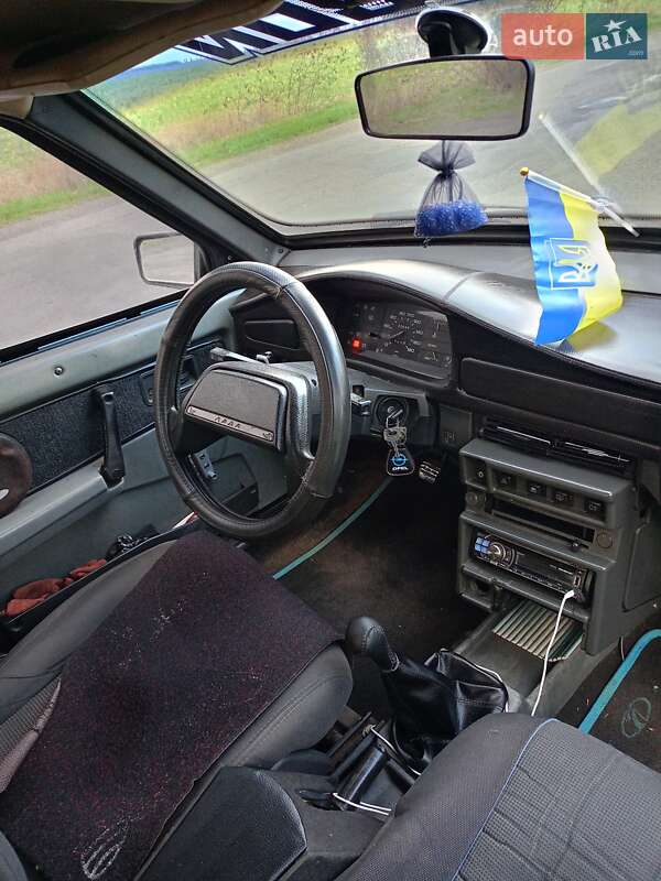 Хэтчбек ВАЗ / Lada 2109 1991 в Гайвороне