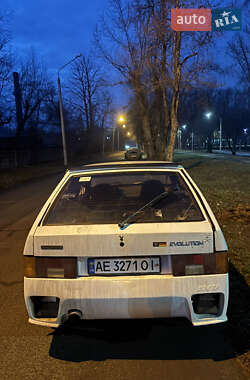 Хэтчбек ВАЗ / Lada 2109 1993 в Кривом Роге