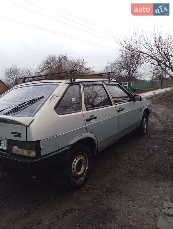 Хетчбек ВАЗ / Lada 2109 1999 в Печенігах фото 4 Хетчбек ВАЗ / Lada 2109 1999 в Печенігах