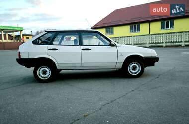 Хэтчбек ВАЗ / Lada 2109 1991 в Киеве