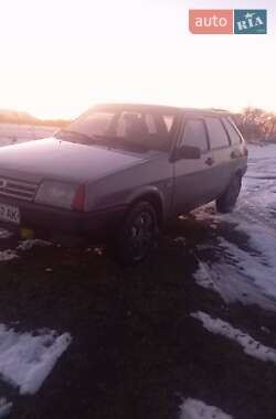 Хэтчбек ВАЗ 2109 1995 в 