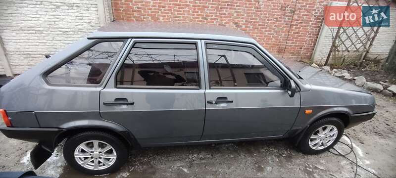 Хетчбек ВАЗ / Lada 2109 2006 в Харкові