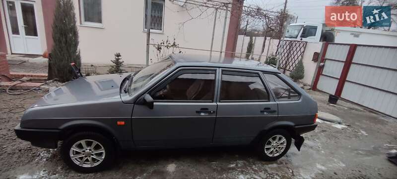 Хэтчбек ВАЗ / Lada 2109 2006 в Харькове