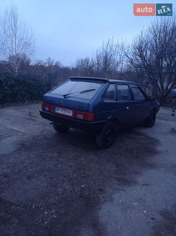 Хэтчбек ВАЗ / Lada 2109 2004 в Запорожье