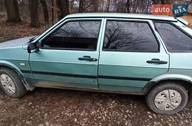 Хэтчбек ВАЗ 2109 1997 в 