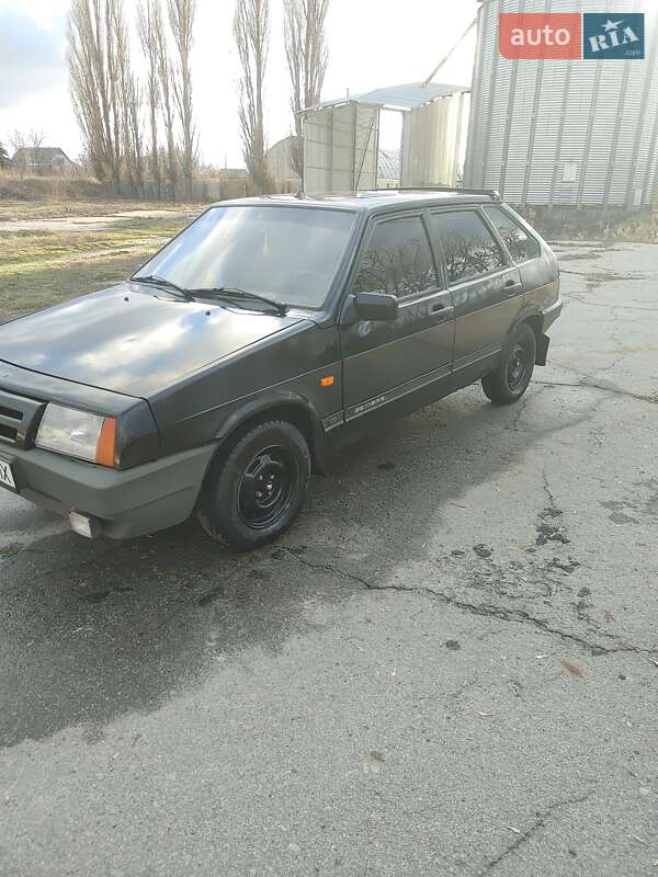 Хетчбек ВАЗ / Lada 2109 1990 в Зачепилівці фото 4 Хетчбек ВАЗ / Lada 2109 1990 в Зачепилівці