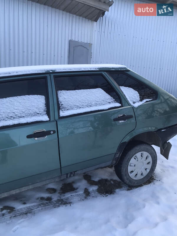 Хетчбек ВАЗ / Lada 2109 2008 в Путилі